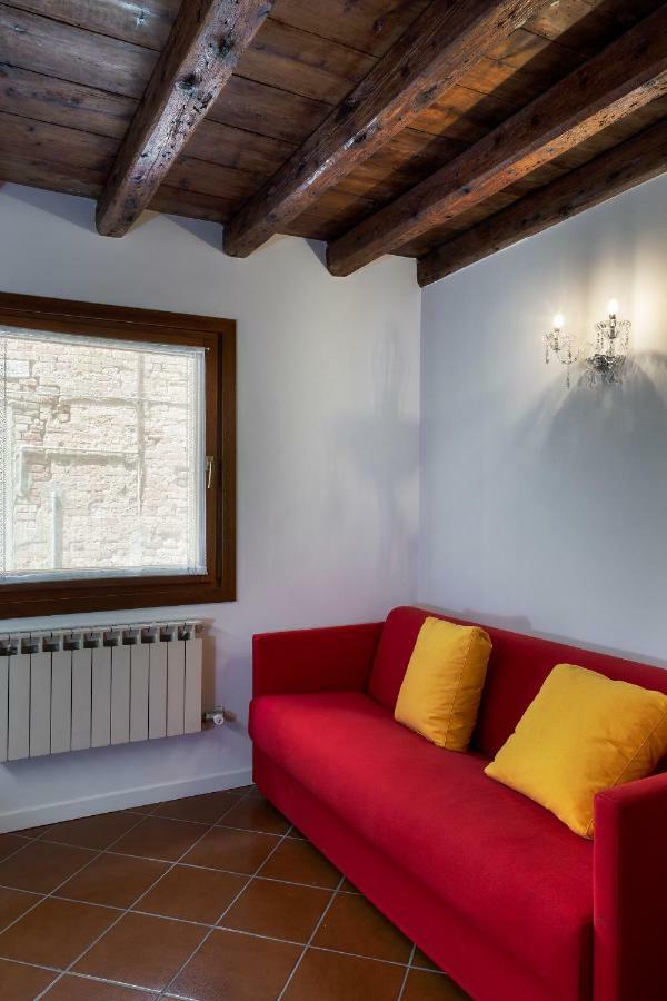 Antico Caminetto Alla Biennale Veneţia Exterior foto