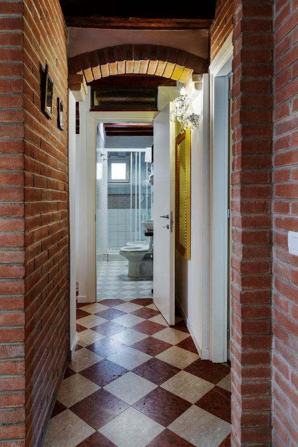 Antico Caminetto Alla Biennale Veneţia Exterior foto